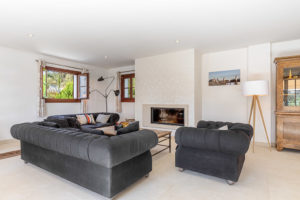 Fantastische, großzügige Familienfinca mit 5 Schlafzimmern, mit Luxusausstattung; sie liegt in Mallorcas Inselmitte