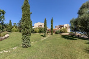 Traumhafte, große Familienfinca mit 5 Schlafzimmern, mit luxuriöser, moderner Ausstattung; sie befindet sich in Mallorcas Inselmitte